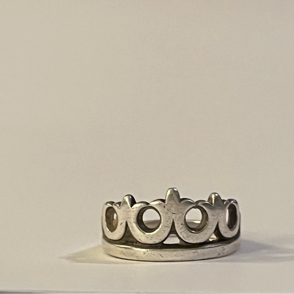 Fun james avery sterling crown ring - Picture 2 of 6
